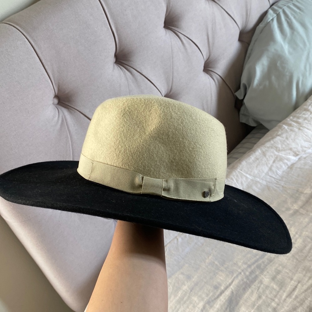 Brixton size small hat